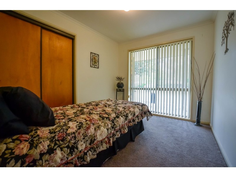 13 Yeramba Close, Strathdale VIC 3550