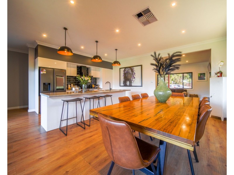 32 Orlando Street, Eaglehawk VIC 3556