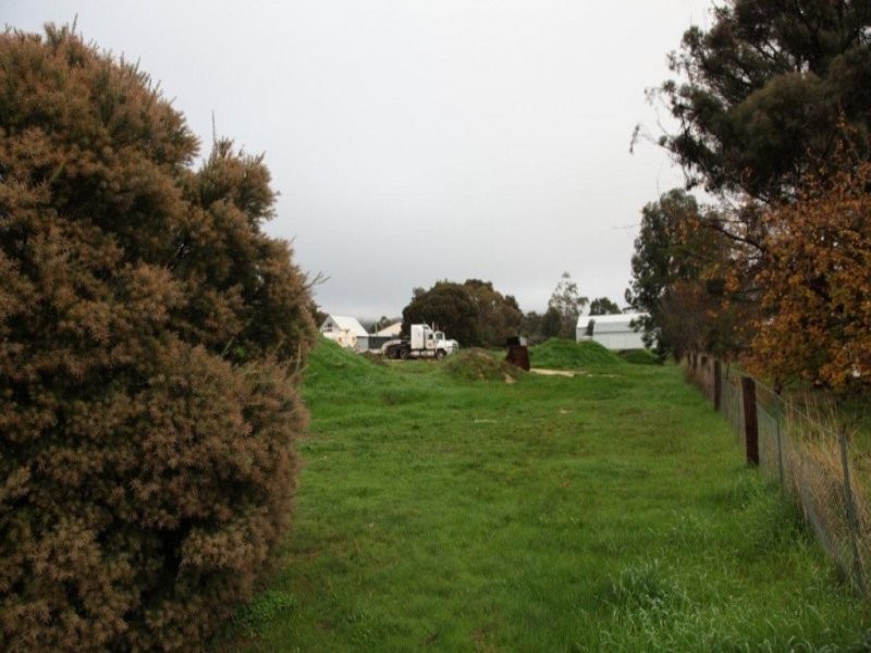 165 High Street, Maldon VIC 3463