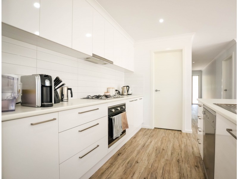 12/21 Heinz Street, White Hills VIC 3550