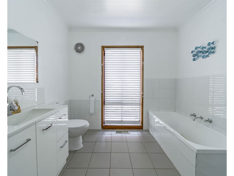 146 Panton Street, Golden Square VIC 3555