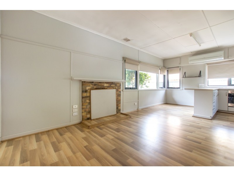 40 Ellis Street, Flora Hill VIC 3550