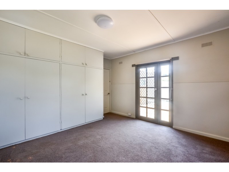 40 Ellis Street, Flora Hill VIC 3550