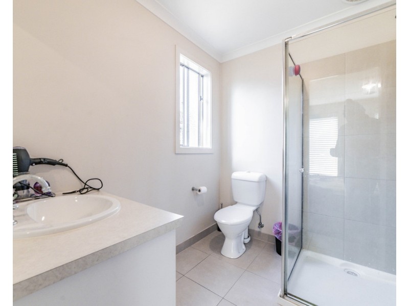 17 Gladeville Dr, Jackass Flat VIC 3556