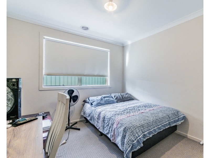 17 Gladeville Dr, Jackass Flat VIC 3556