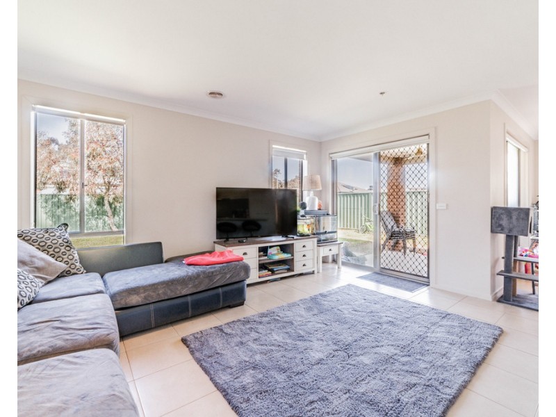 17 Gladeville Dr, Jackass Flat VIC 3556