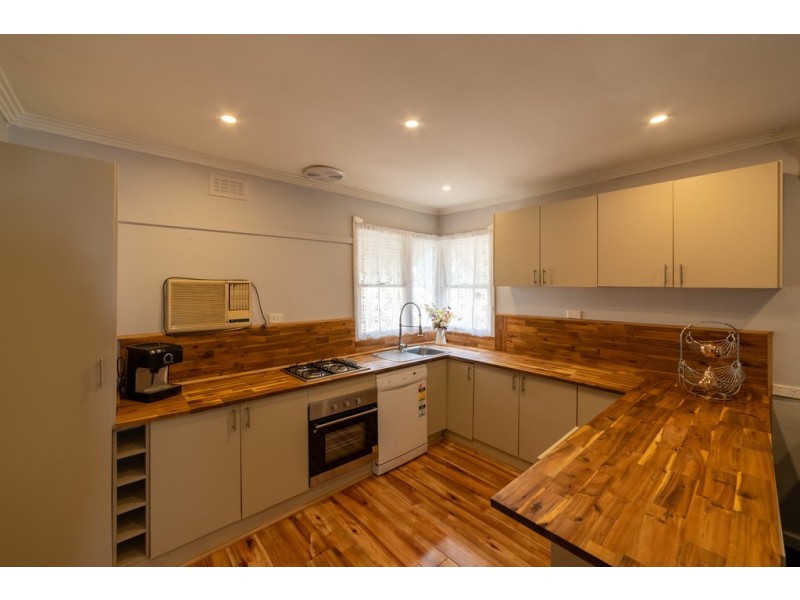 62 Nelson Street, California Gully VIC 3556