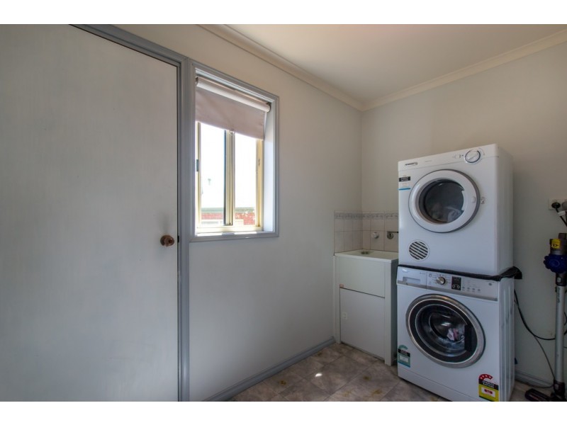 10 Timberview Terrace, Kangaroo Flat VIC 3555