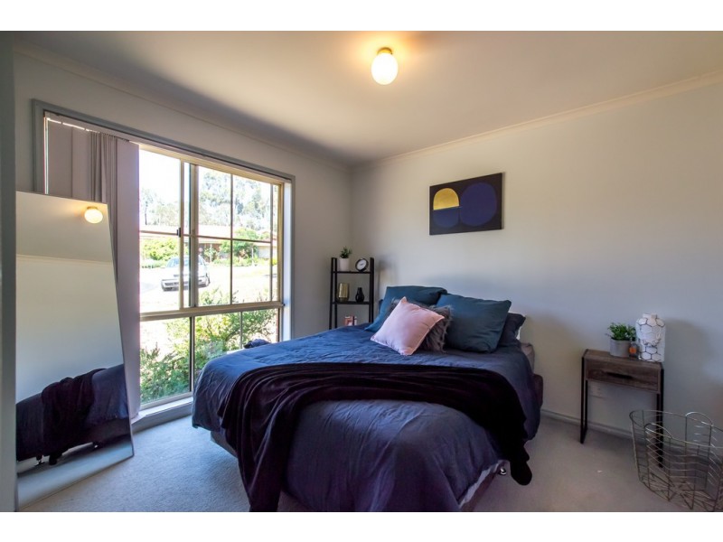 10 Timberview Terrace, Kangaroo Flat VIC 3555