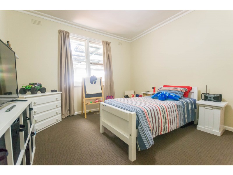 10 Mackenzie Street West, Golden Square VIC 3555