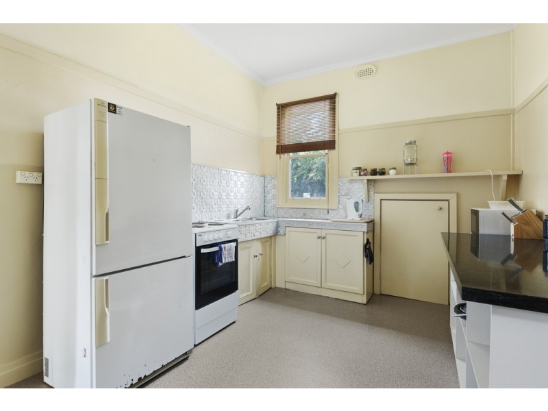 11 Larritt Street, Bendigo VIC 3550