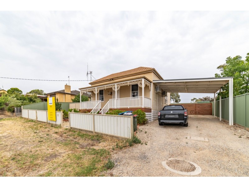 20 Wallan Street, Long Gully VIC 3550