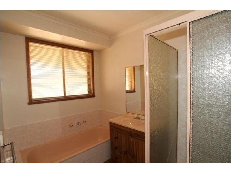 1/28 Averys Road, Eaglehawk VIC 3556