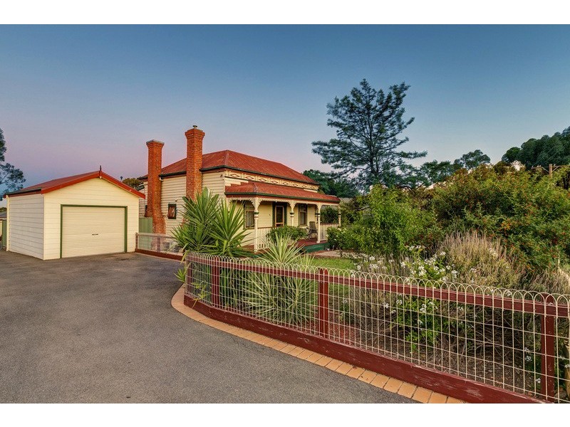 31 Green Street, California Gully VIC 3556