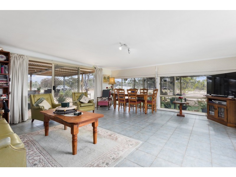 356 Scenic Road, Eddington VIC 3472