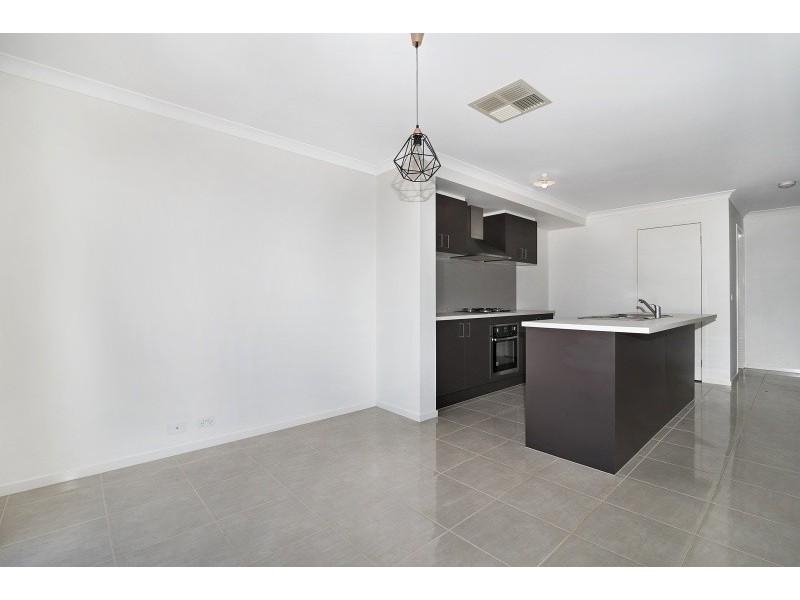 13 Gladeville Drive, Eaglehawk VIC 3556