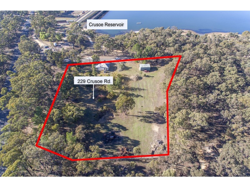 229 Crusoe Road, Kangaroo Flat VIC 3555