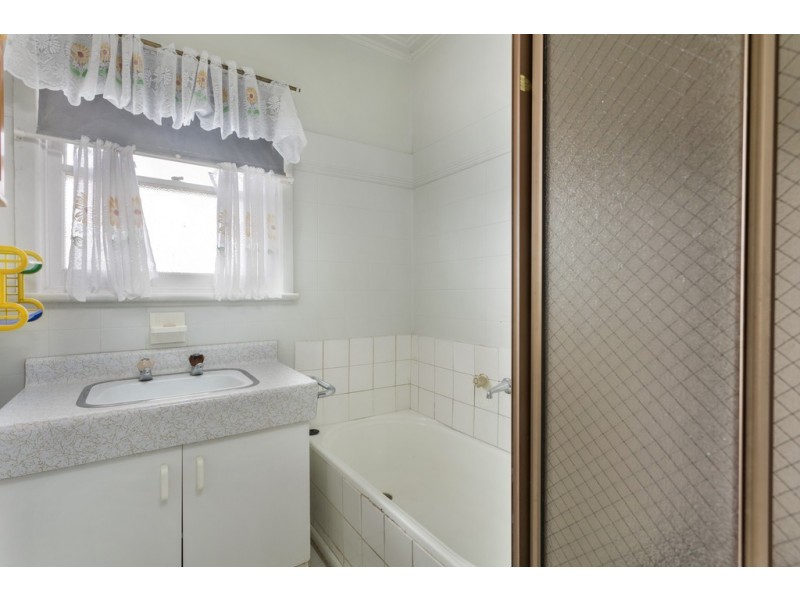 74 Nelson Street, California Gully VIC 3556