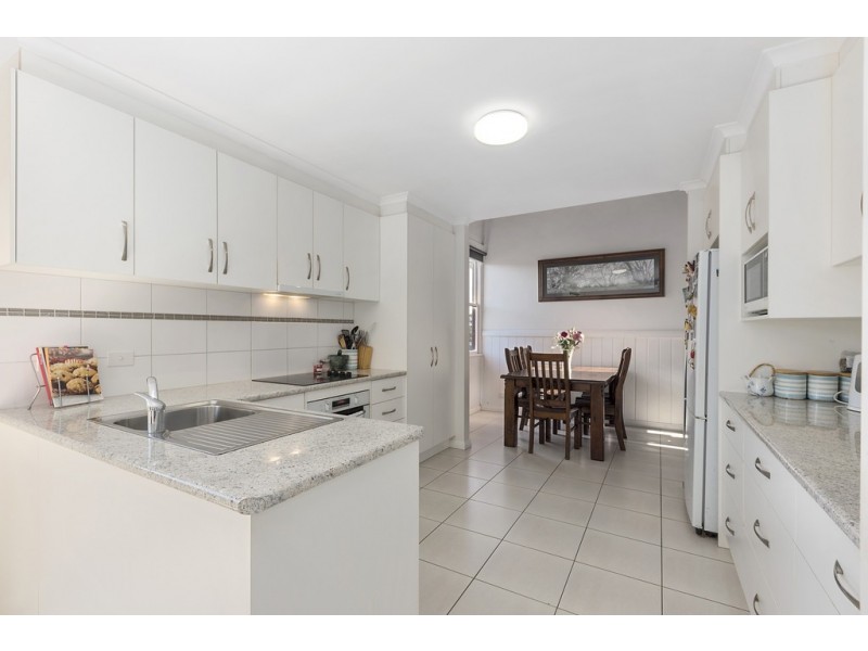 16 Sandhurst Road, California Gully VIC 3556