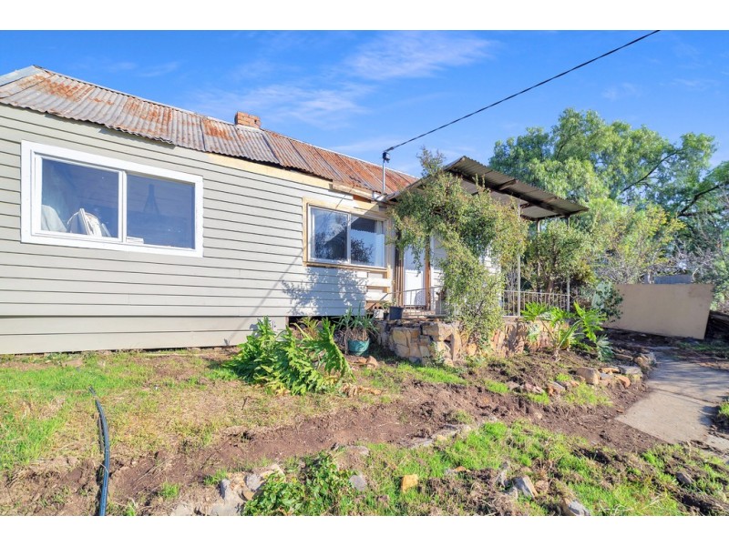 249 Eaglehawk Road, Long Gully VIC 3550