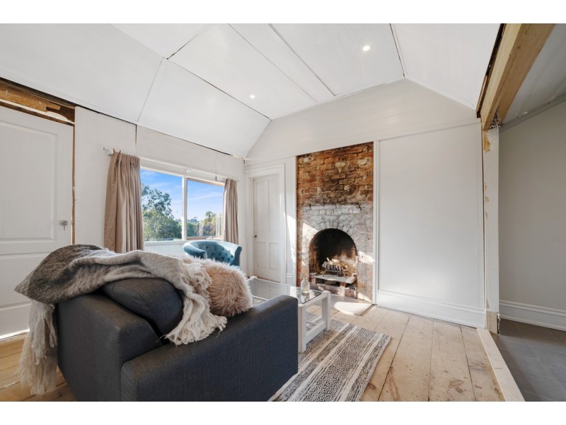 249 Eaglehawk Road, Long Gully VIC 3550