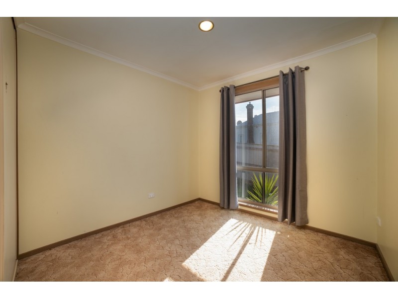 1/46 Mackenzie Street West, Golden Square VIC 3555