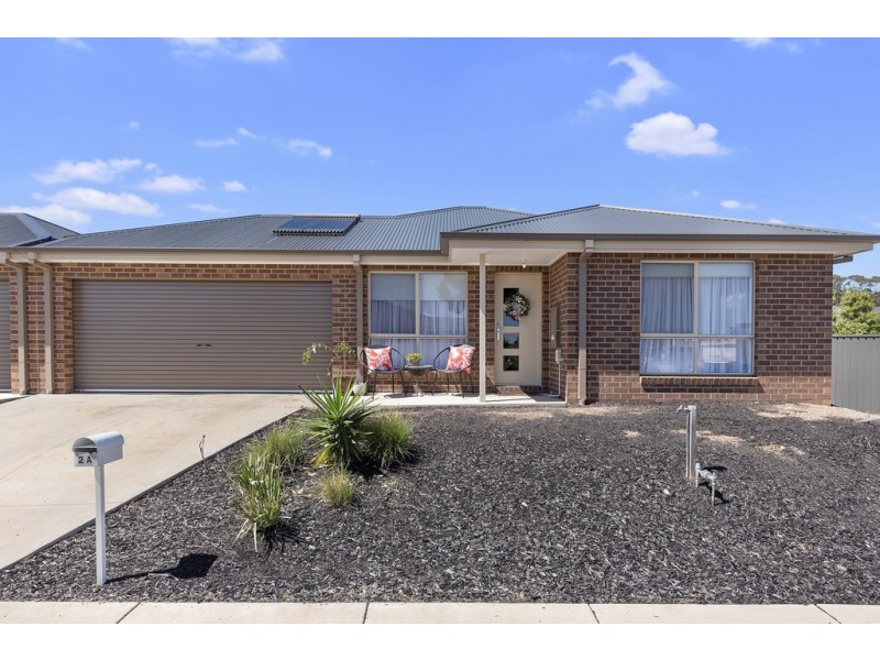 2A and 2B Oldaker Road, Huntly VIC 3551