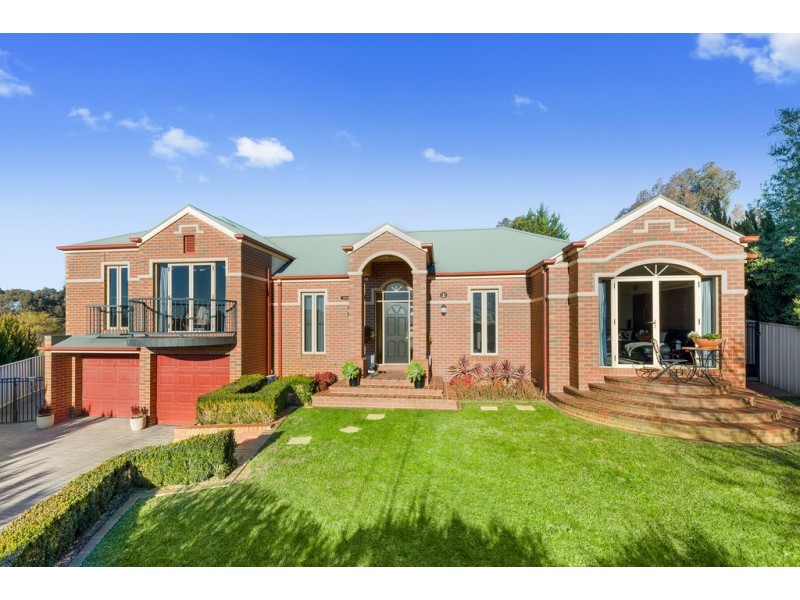 9 Currawong Court, Kennington VIC 3550