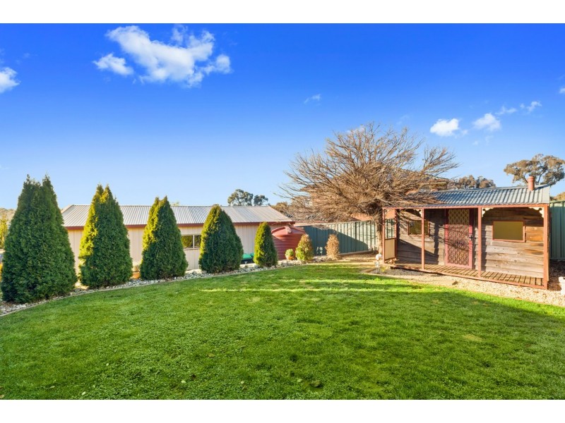 9 Currawong Court, Kennington VIC 3550