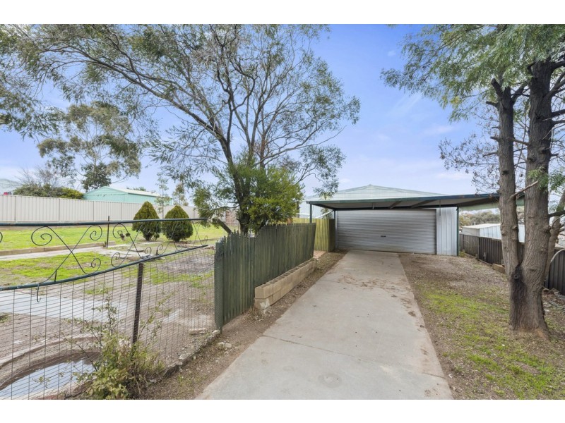 183 Upper California Gully Road, California Gully VIC 3556