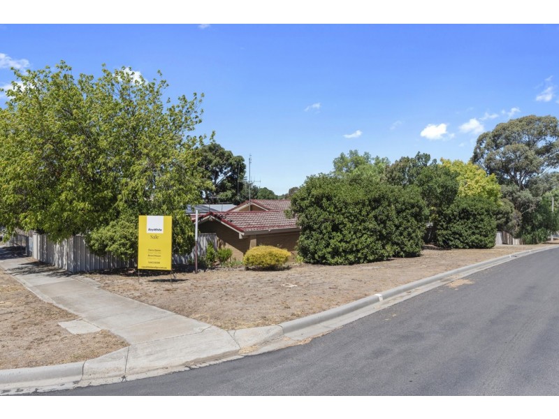 31 Burrowes Street, Golden Square VIC 3555
