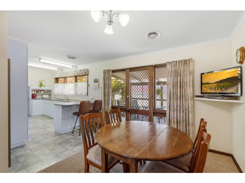 31 Burrowes Street, Golden Square VIC 3555