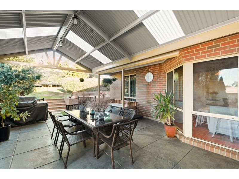 9 Currawong Court, Kennington VIC 3550