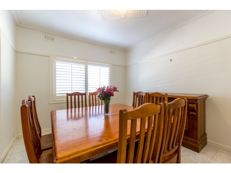 5 Wilson Street, Sailors Gully VIC 3556