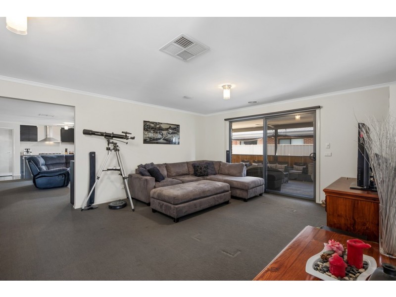 40 Futura Avenue, Golden Square VIC 3555