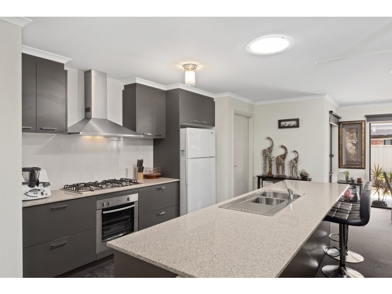 40 Futura Avenue, Golden Square VIC 3555