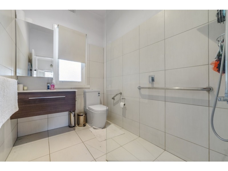 31 Osborne Street, Flora Hill VIC 3550