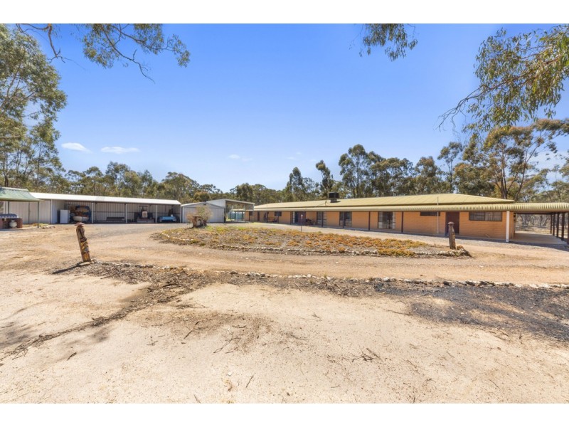 572 Tarnagulla-Laanecoorie Road, Laanecoorie VIC 3463