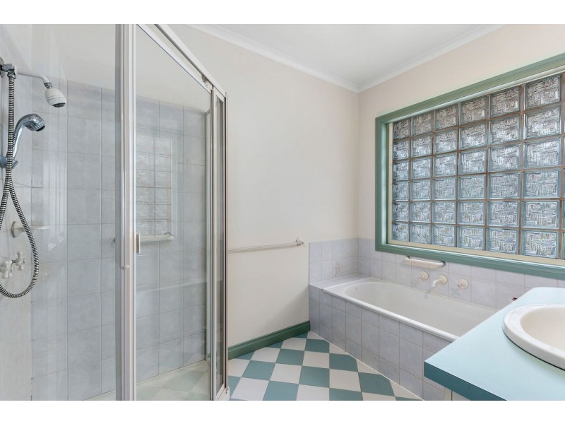47 Reservoir Rd, Strathdale VIC 3550