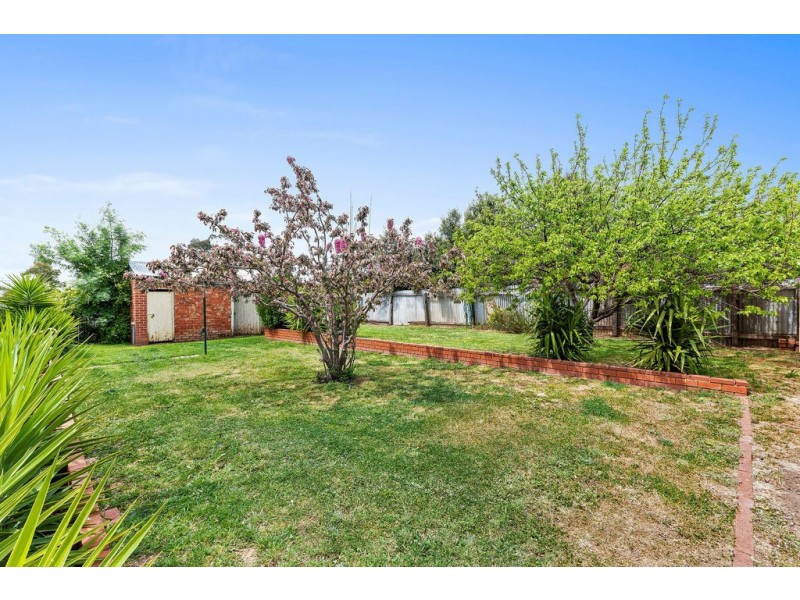 47 Reservoir Rd, Strathdale VIC 3550