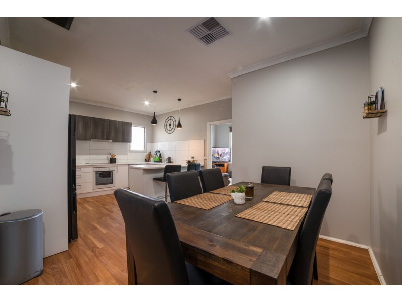 8 Mcpherson Street, Epsom VIC 3551