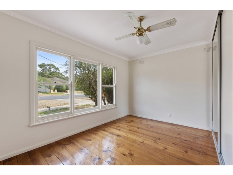 5 Nankoor Street, Golden Square VIC 3555