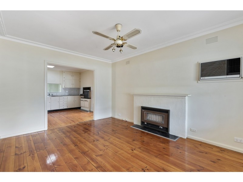 5 Nankoor Street, Golden Square VIC 3555