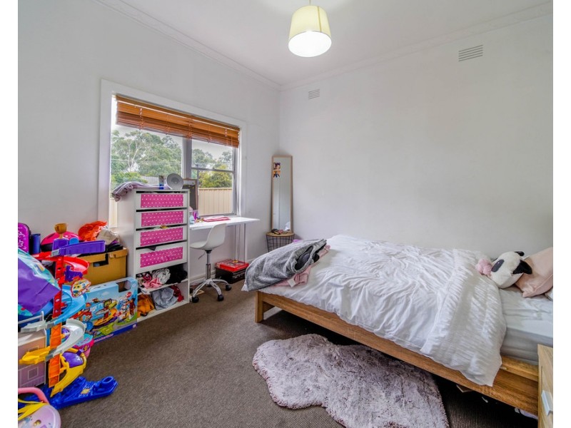 1 Morrison Street, Kangaroo Flat VIC 3555