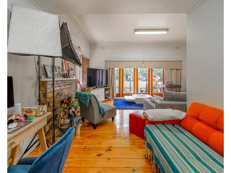 1 Morrison Street, Kangaroo Flat VIC 3555