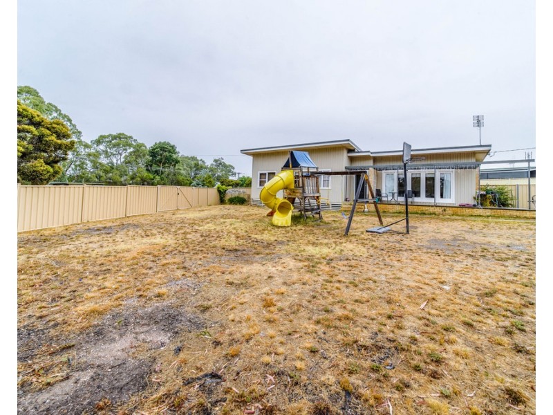 1 Morrison Street, Kangaroo Flat VIC 3555