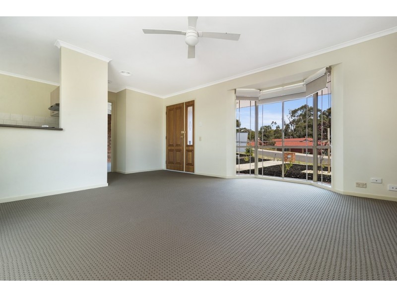 24 Sherwood Drive, Flora Hill VIC 3550