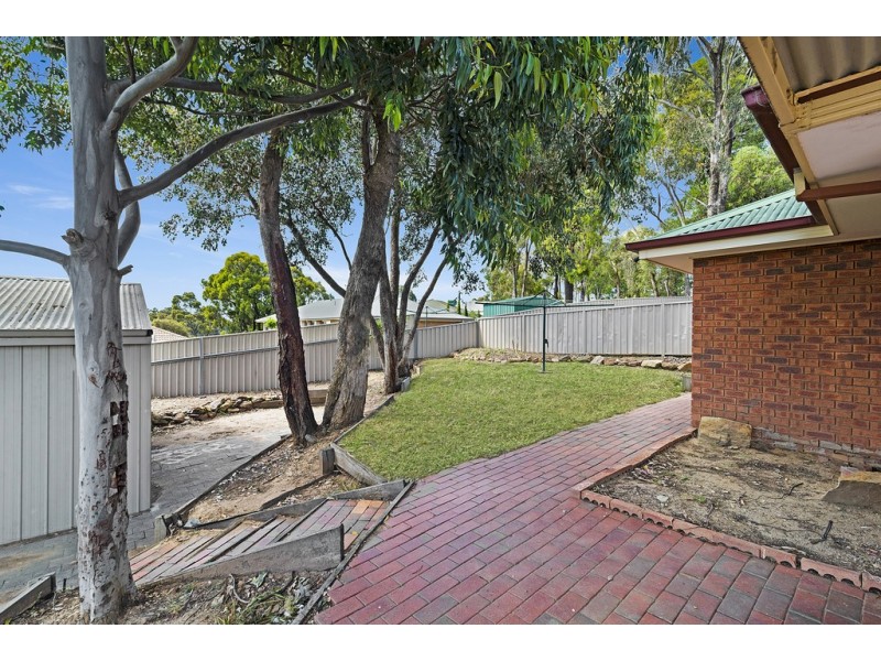 24 Sherwood Drive, Flora Hill VIC 3550