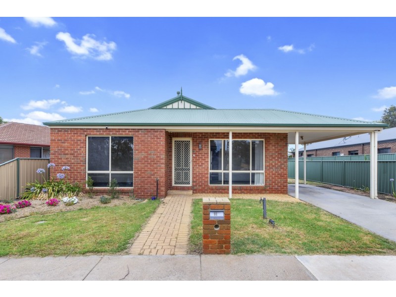 95 Olympic Parade, Kangaroo Flat VIC 3555