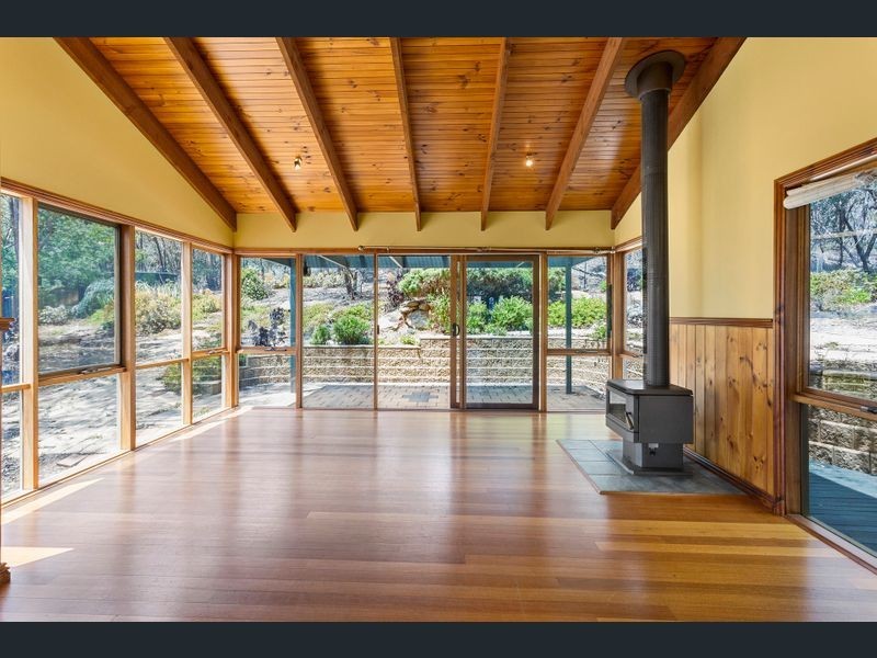 14 Deakin Drive, Flora Hill VIC 3550